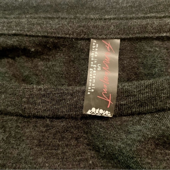 Free People Movement Side Ruched Grey
Crop Long Sleeve Size L - Picture 5 of 10